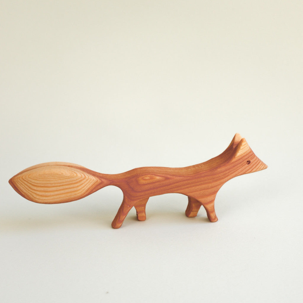 Róka fa figura