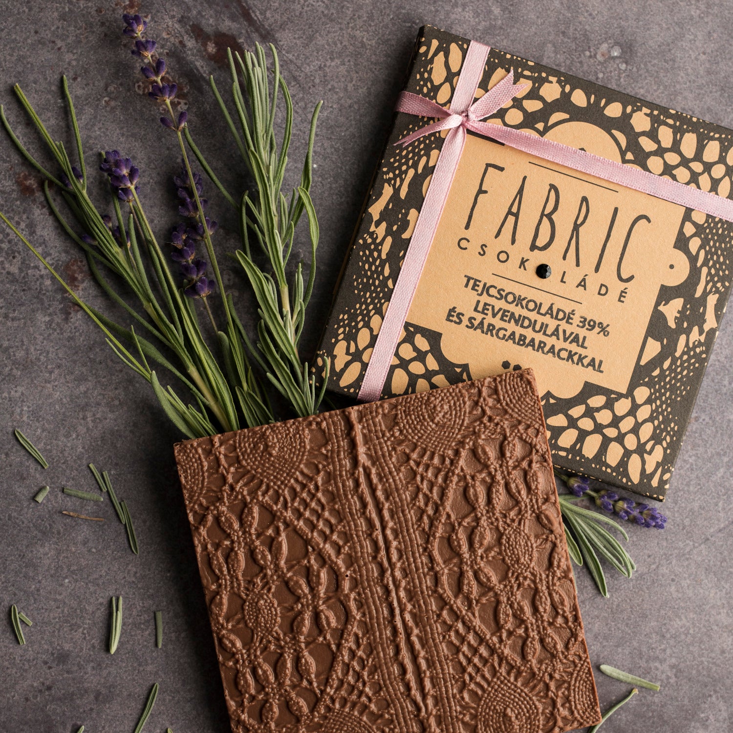 Milk chocolate with lavender and apricot