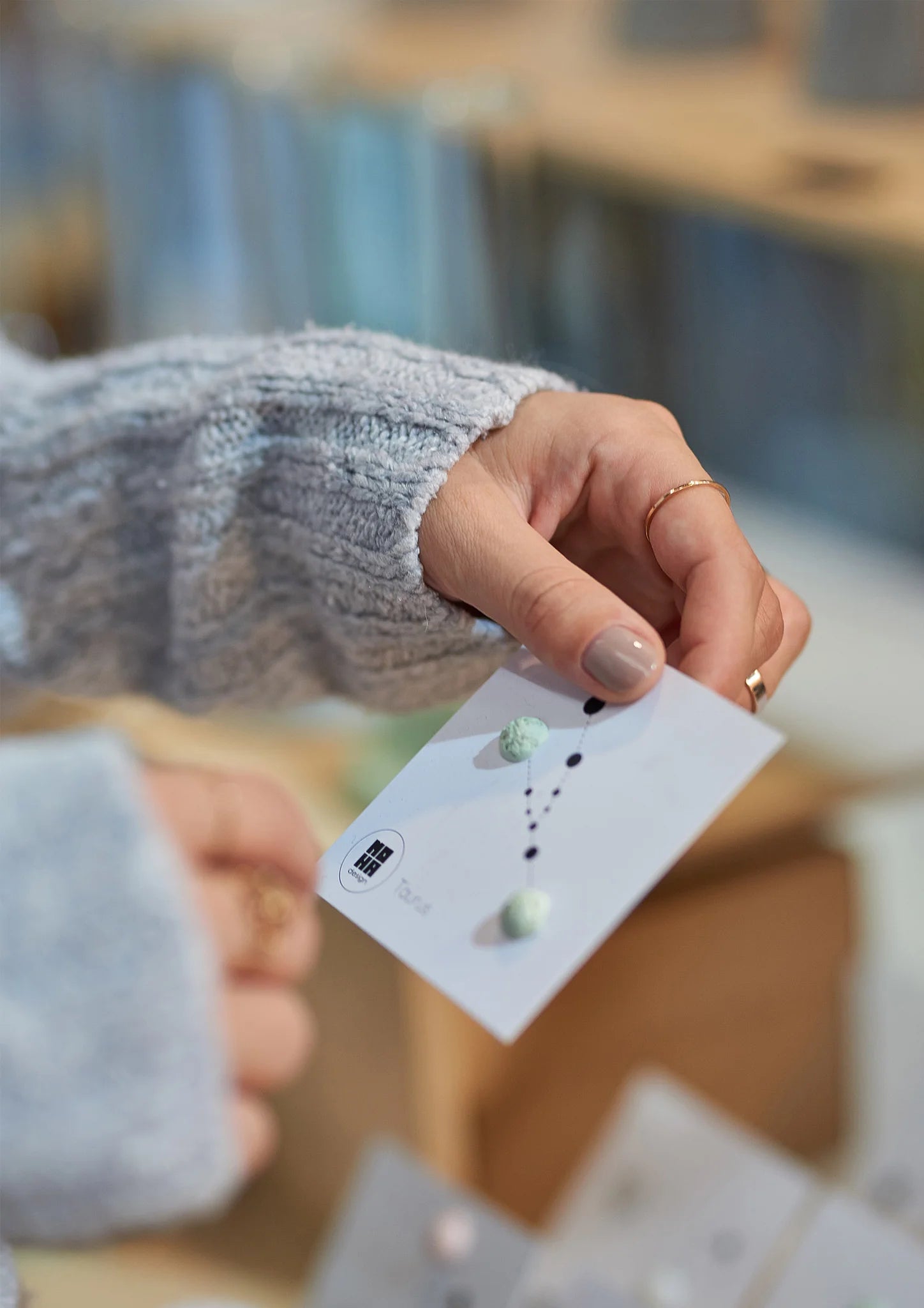 Horoszkóp beton fülbevaló - vízöntő