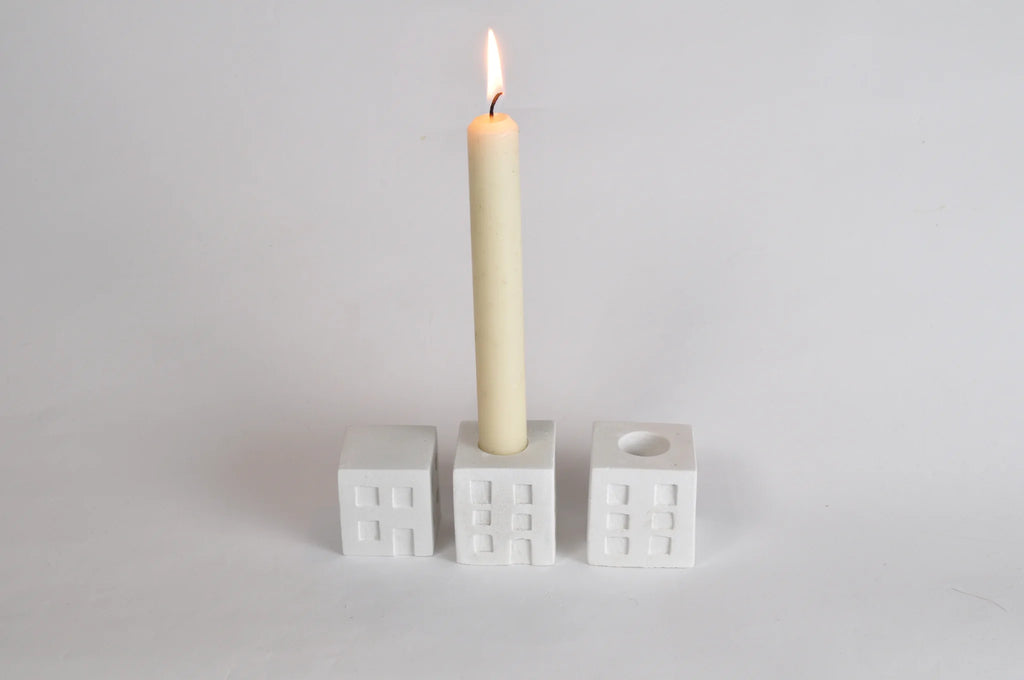 Beton panelház gyertyatartó