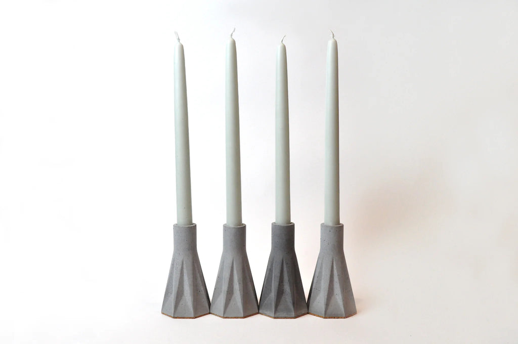 Beton polygon gyertyatartó