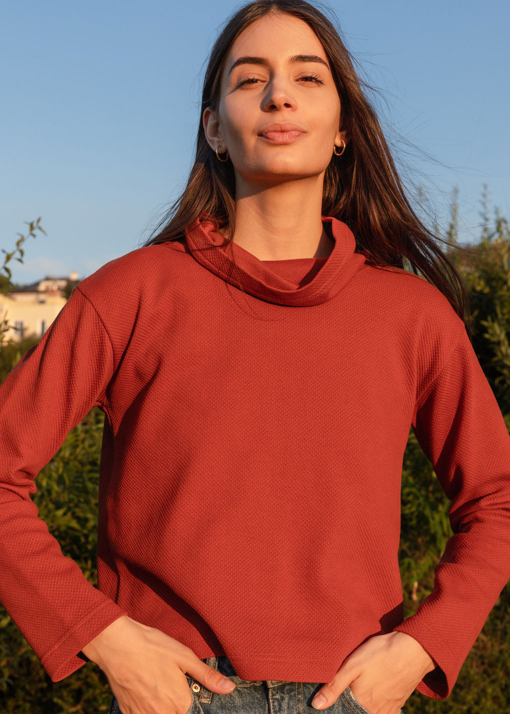FUNNEL NECK / 3D HENNA