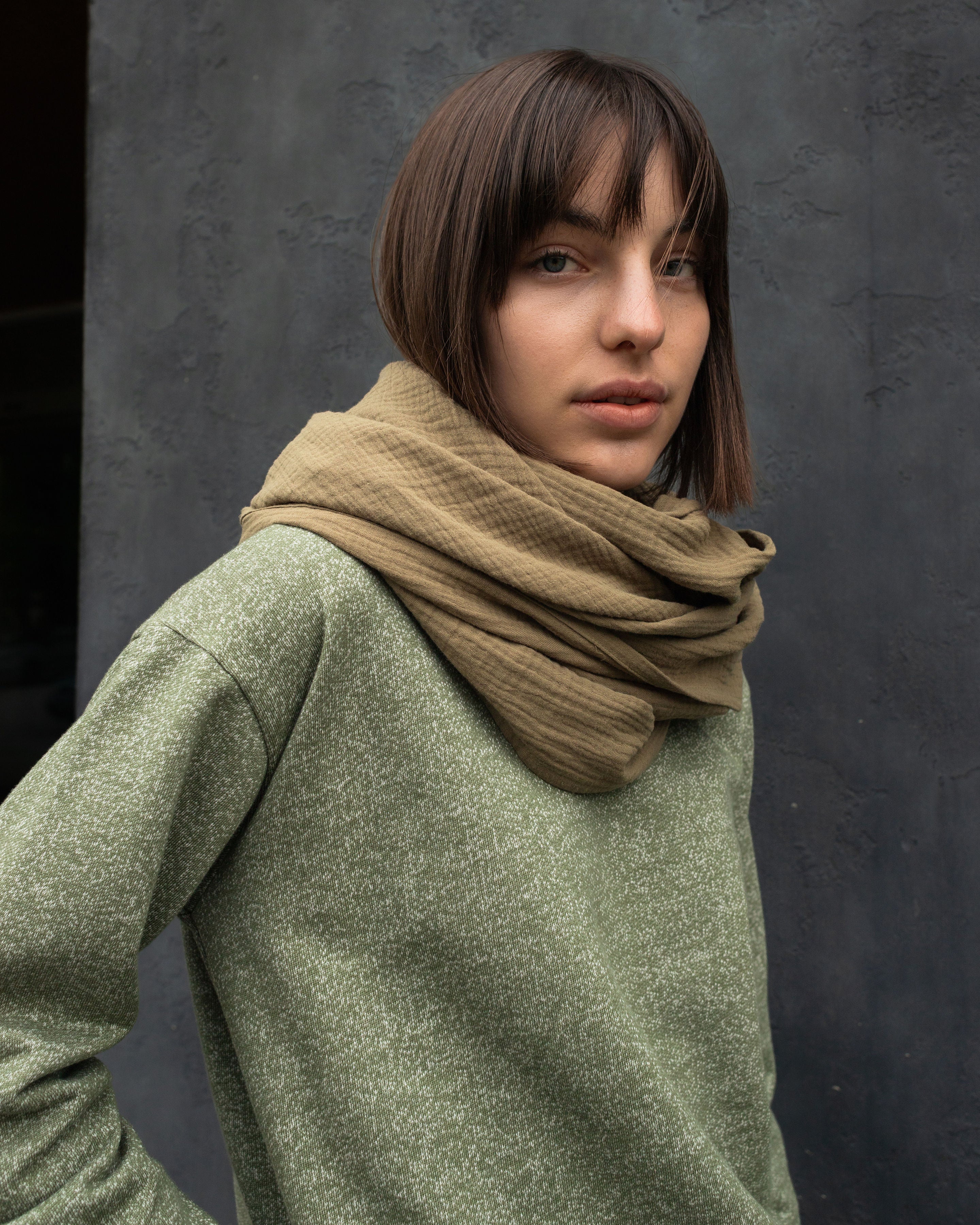 GAUZE SCARF BIG / OLIVE