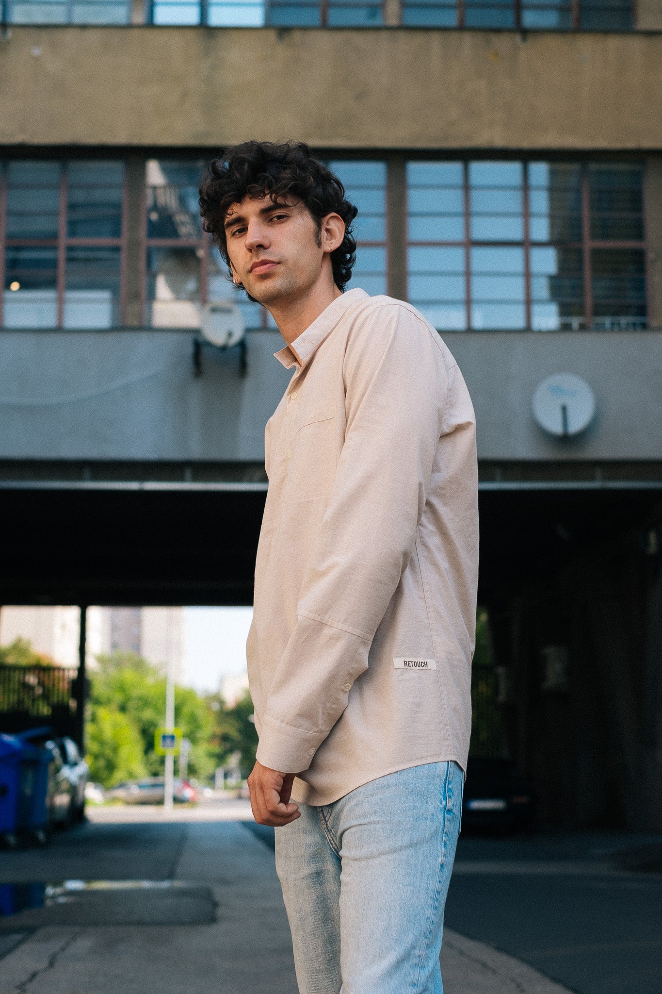 RETOUCH SHIRT / SAND BANDED