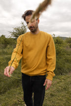 HIVE CREWNECK / MUSTARD