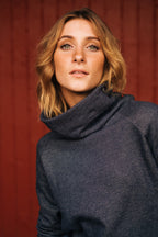 TWO-COLOURED FUNNELNECK / NAVY
