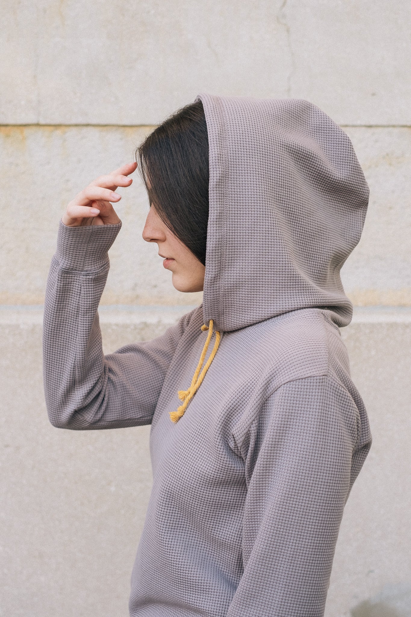 HIVE HOODIE / GREY