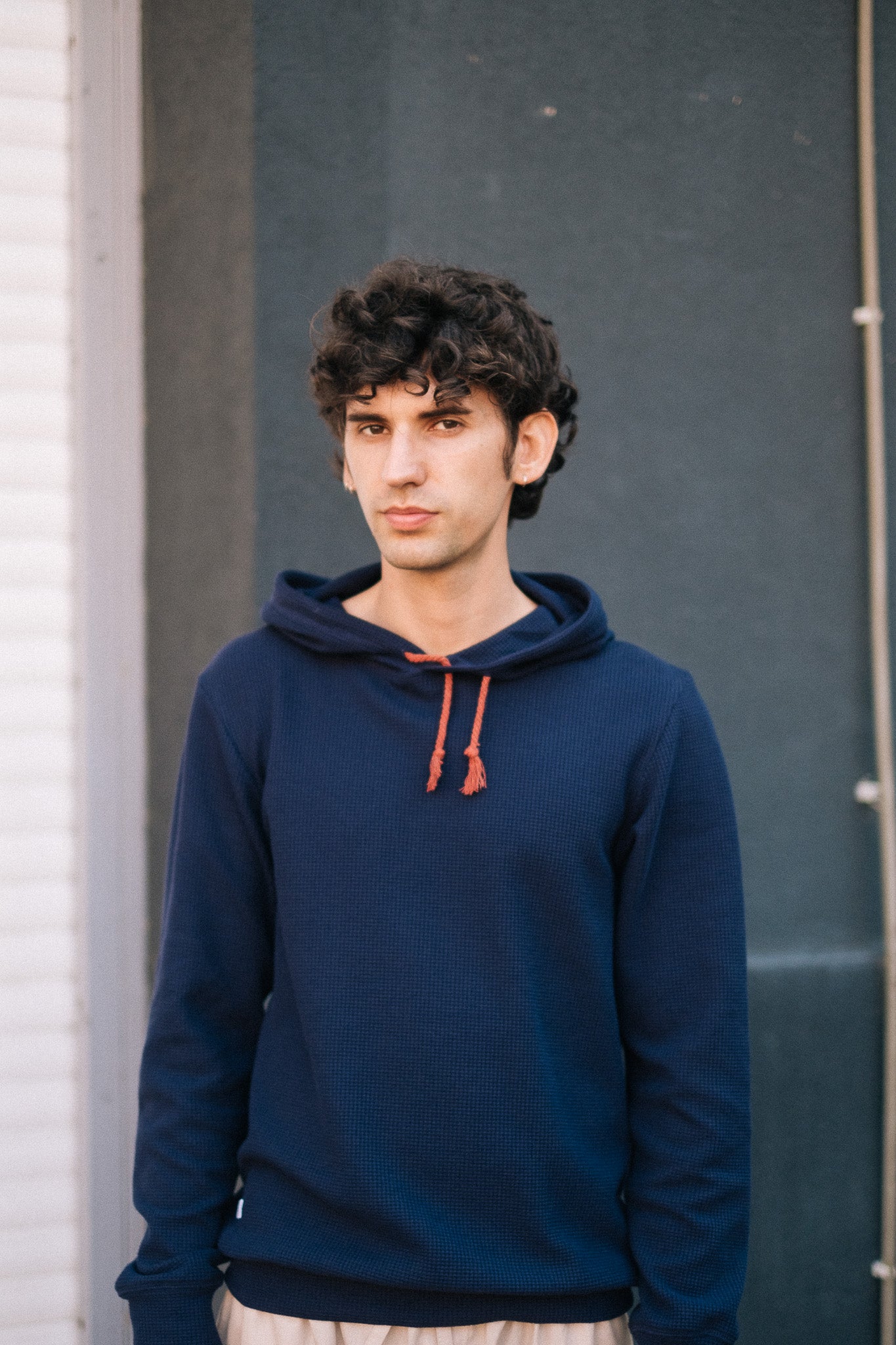 HIVE HOODIE / NAVY