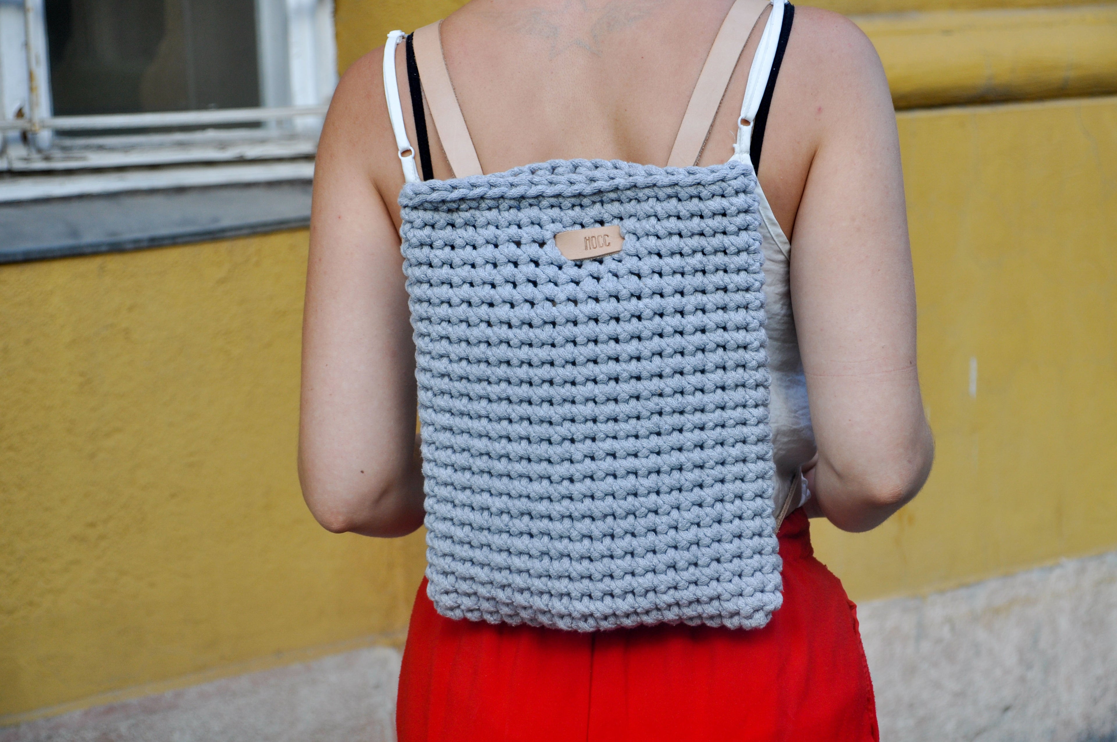 Crochet backpack - gray