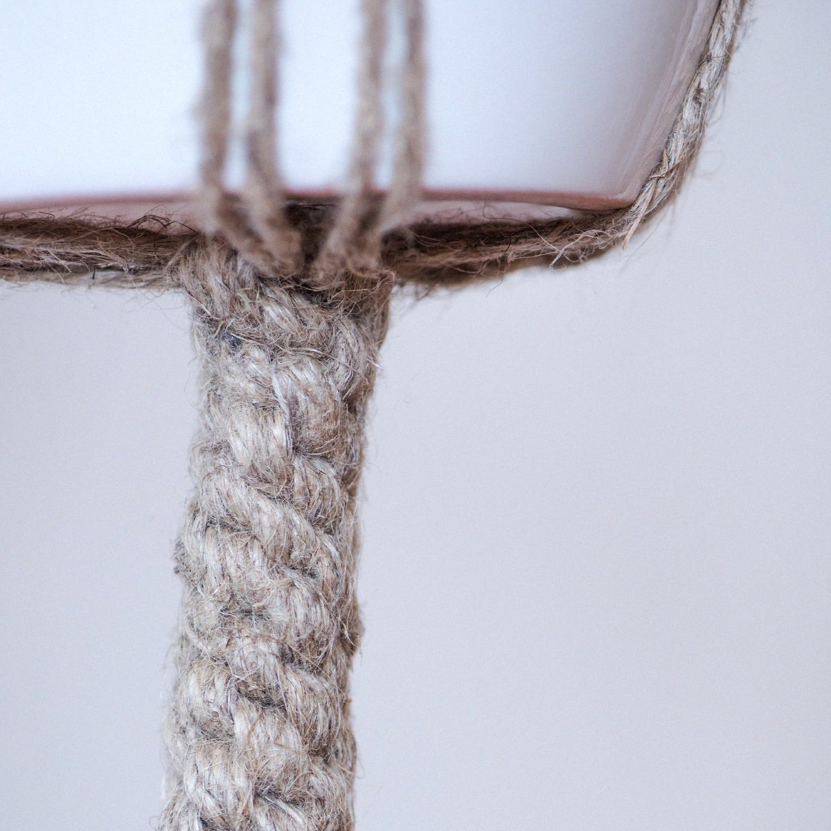 Macrame flower pot - Jozefin knotted