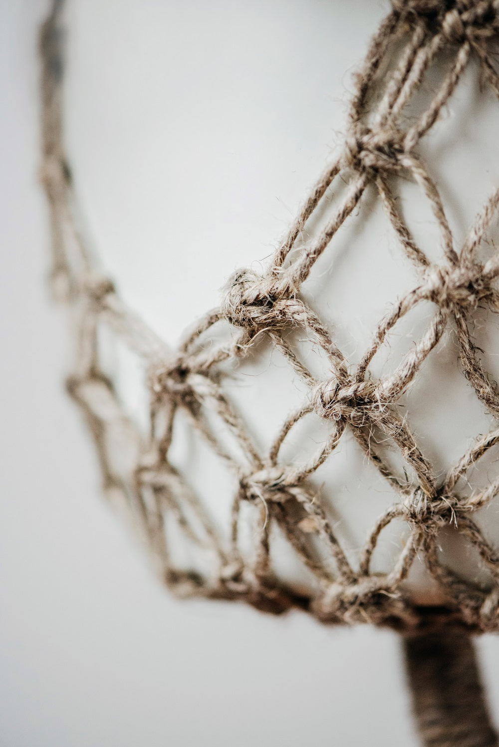 Macramé flower pot - mesh